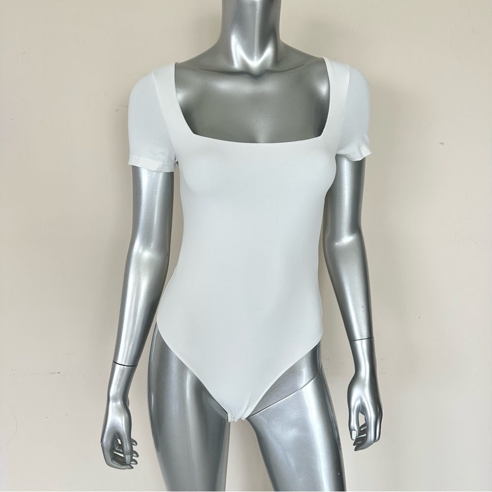 NEW!!! House of Harlow 1960 women bodysuit size S